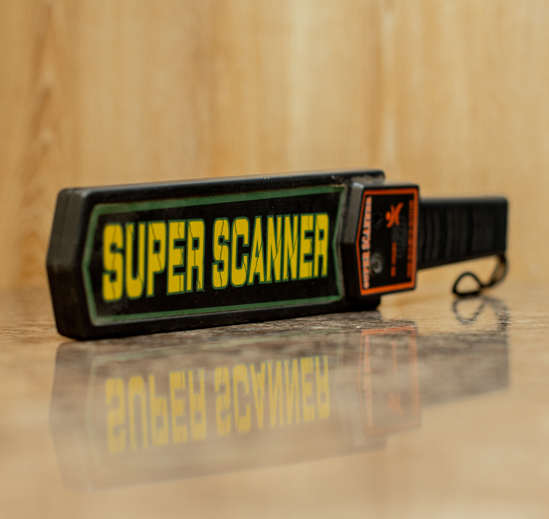 Minatlou Super Scanner handheld metal detector